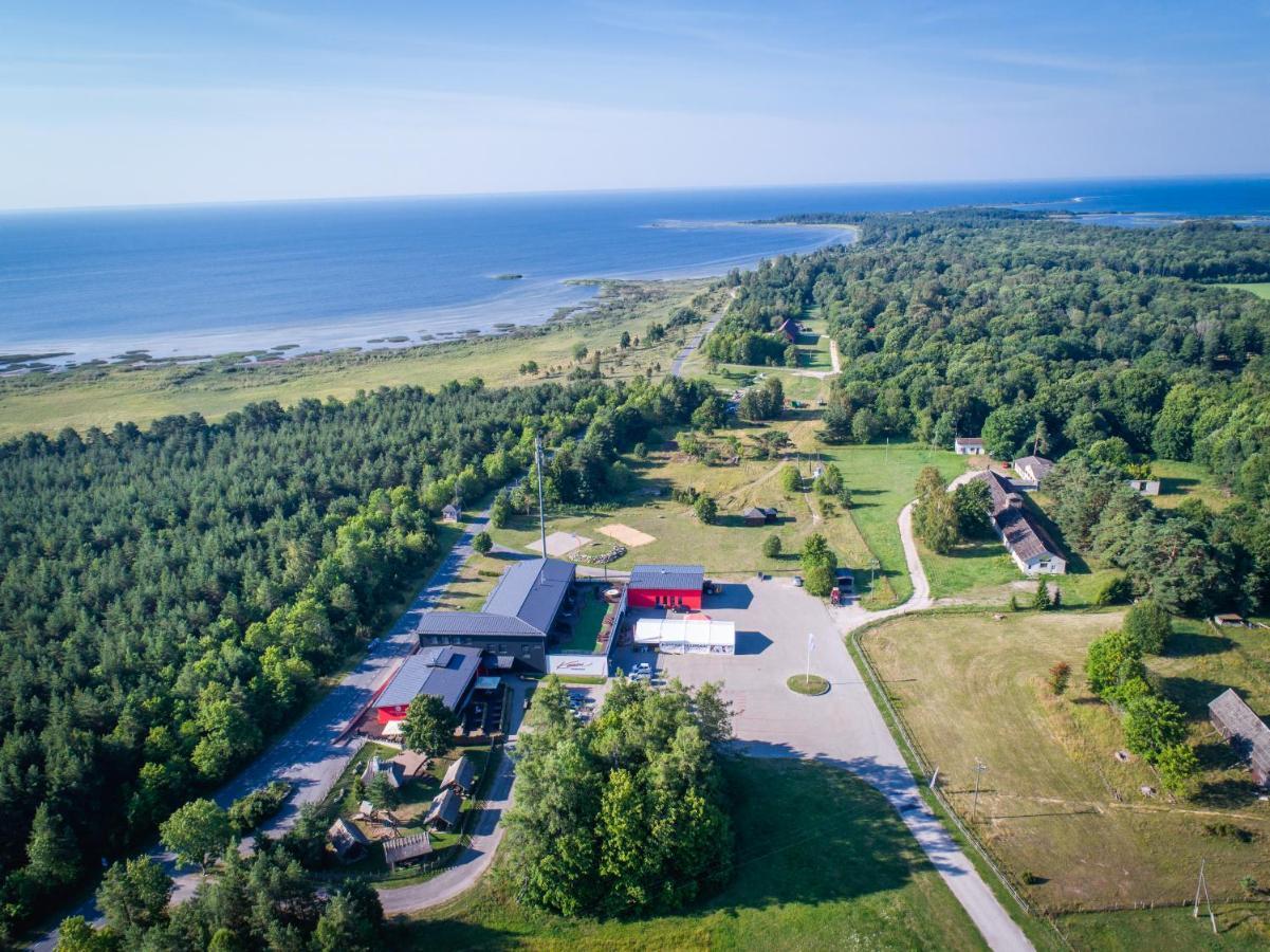 Kassari Puhkekeskus Käina Exterior foto